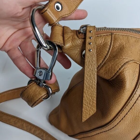 Hobo Leather Convertible Crossbody Shoulder Bag - Picture 9 of 16